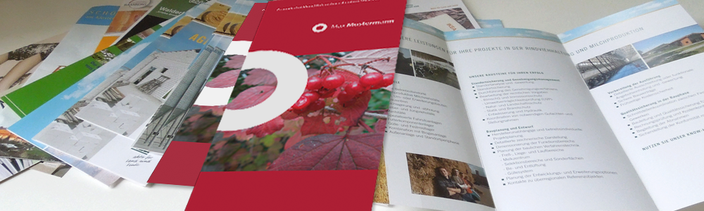 Verschiedene Flyer, die Sie bei uns drucken lassen können